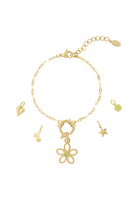 Detailled Flower DIY bracelet