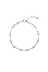 Strong heart bracelet
