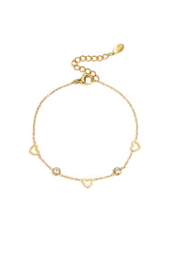 bracelet with heart and diamond charms