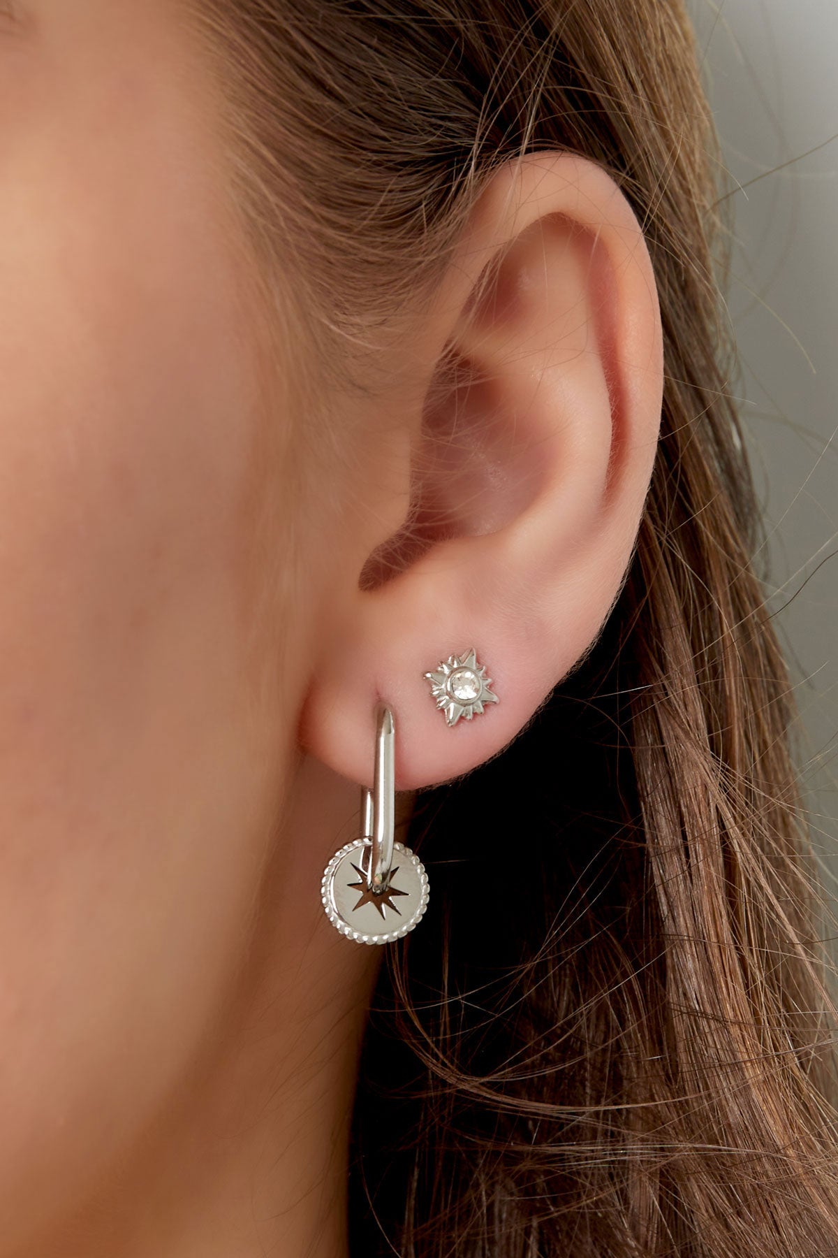 ear studs spark