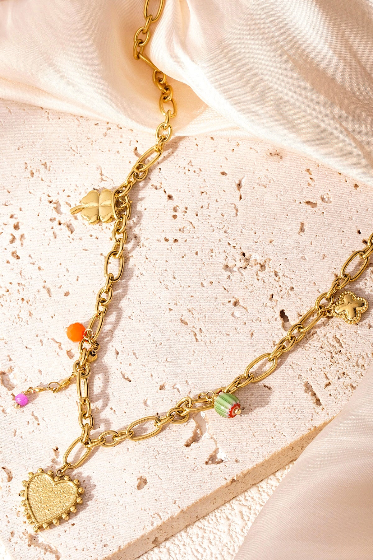 golden vibes necklace