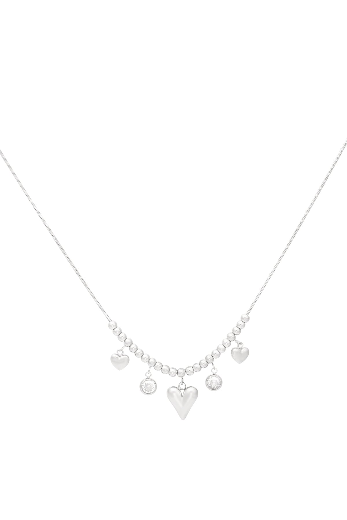 gleaming heart necklace