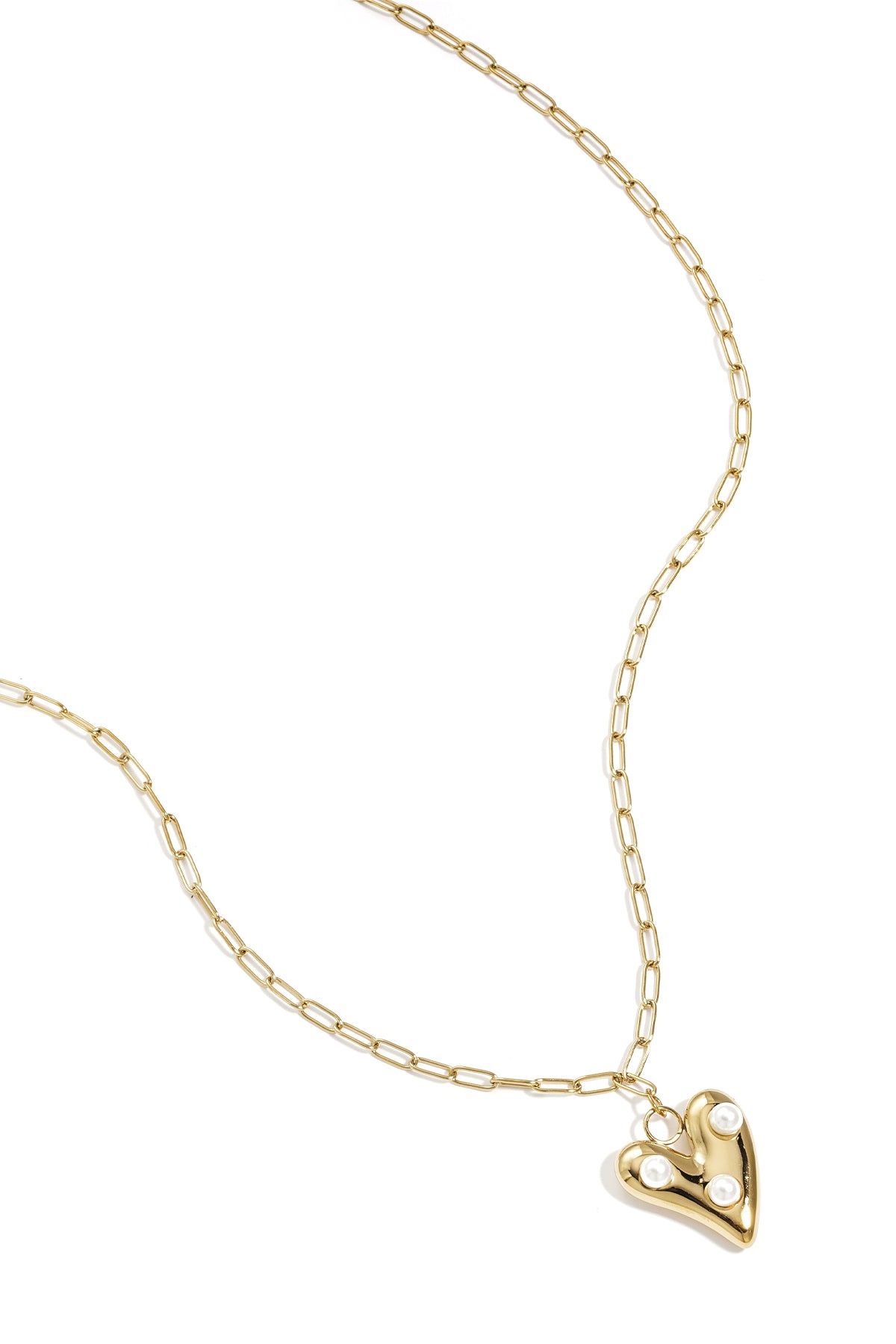 Necklace with hanging heart and pearls