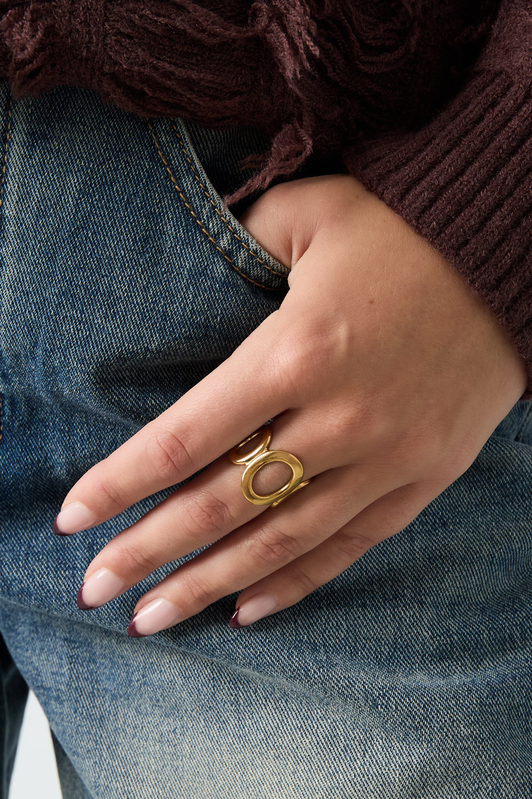Open circle ring